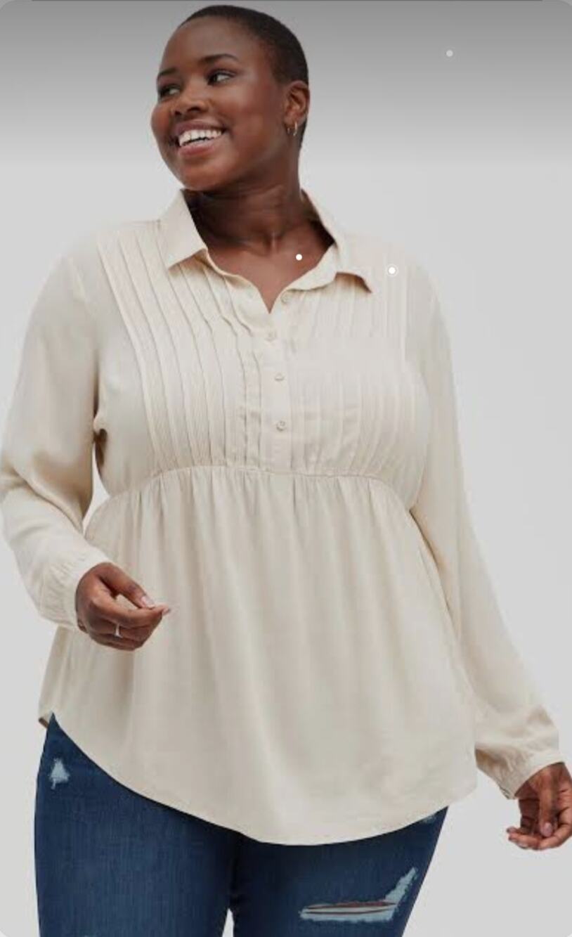 Torrid Slub Rayon Pintuck Babydoll Popover Top Cream Size 3X Long Sleeve